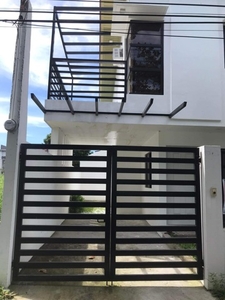 Townhouse For Sale In Cuayan, Angeles