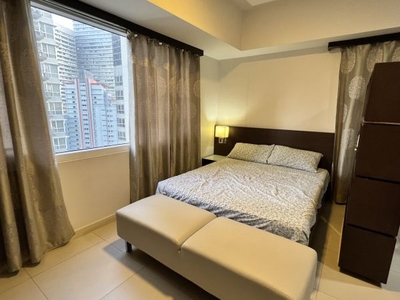 For Sale Fully Furnished 2 BR Sheridan Corner Unit with Pasig River View, Pasig