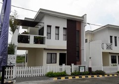 3 Bedrooms Single Attached for sale in Trece Cavite nr Mall