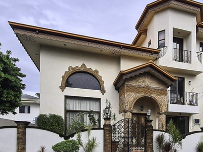 A Taste of Spain! Come Live in This Exquisite 3-level House For Sale in BF Homes, Paranaque City