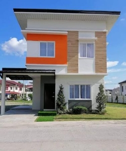 Corner unit Single Detached Pagibig financing House and lot for sale in Angeles