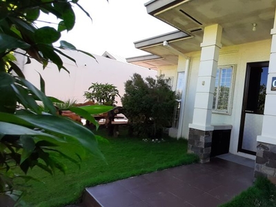 For sale bungalo house and lot along national highway, Negotiable