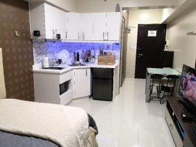 02394 Avida Towers Davao 1BR Condo for Rent fully furnished