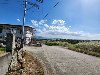 900 sq meter Residential corner View lot in Taal View Heights in Talisay