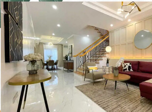 Apartment For Sale In Las Pinas, Metro Manila