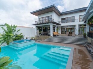 Condo for sale Raffles Residences 1 Bedroom condo near Landmark Greenbelt Makati