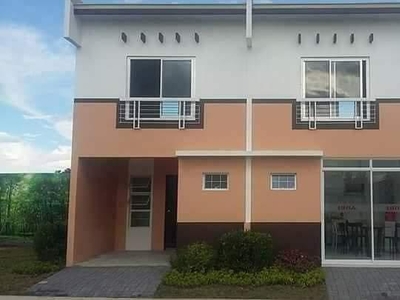 Bria Montalban townhouses for sale near town center