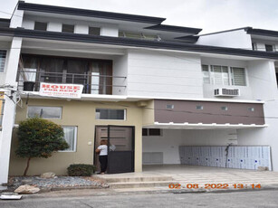 Angeles, Townhouse For Rent
