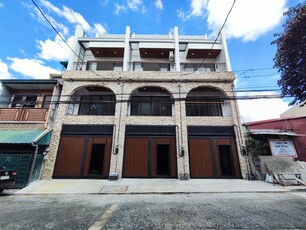 Kamuning, Quezon, Townhouse For Sale