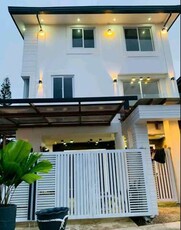 Tagaytay, House For Sale