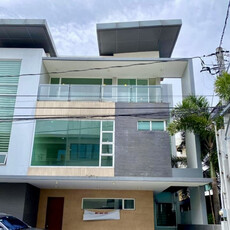 Ususan, Taguig, Townhouse For Rent
