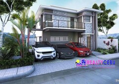 5 BR SINGLE ATTACHED HOUSE AT MINGLANILLA HIGHLANDS