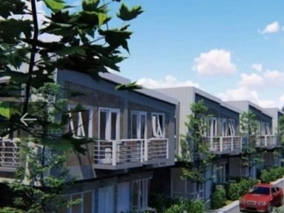 Townhouse For Sale In Asisan, Tagaytay