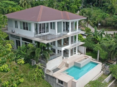 Villa For Sale In Mayacabac, Dauis