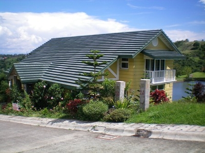LUXURIOUS HOUSE WITH WOW FACTOR For Sale Philippines