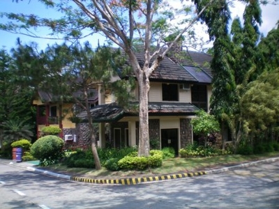 RENOVATED BEAUTY IN 5-STAR SPOT For Sale Philippines