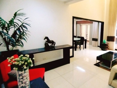 Villa For Sale In Tandang Sora, Quezon City