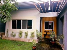 Newly renovated Bungalow in BF Homes Las Pinas
