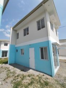 Rush for Sale House and Lot in Calamba, Laguna. Fully Furnished