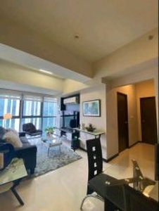 BGC Fifth Avenue Place for SALE 21st drive, corner 5th Ave RUSH