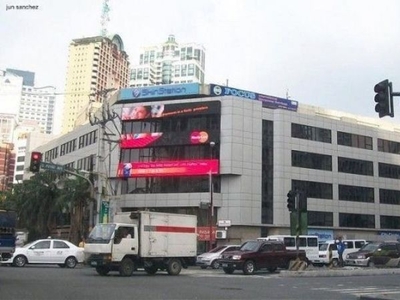 1400sqm Office Space In Eastwood QC For Lease