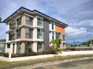 Massive 3 Level Modern House in Nuvali Laguna with Perfect View of Mount Makiling