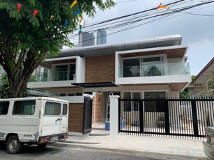 Bel-air, Makati, Townhouse For Rent