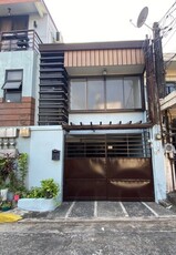 Kapitolyo, Pasig, Townhouse For Rent