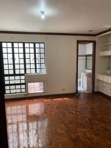 3 Bedroom Townhouse For Sale in Scout Area, Quezon City