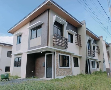 House and Lot mortgage pasalo (Sabella Village) near Tagaytay
