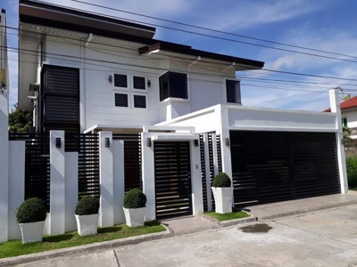 Modern House & Lot For Sale