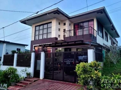 Tagaytay Executive Semi-Furnished House For Sale.