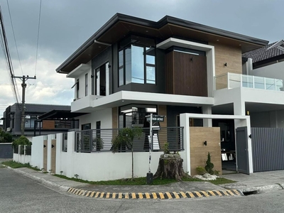 4 Bedroom House and Lot for Sale at Angeles City, Pampanga
