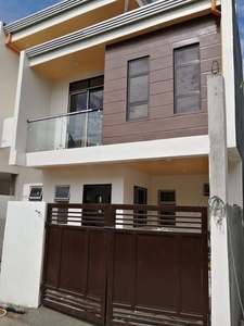 For Sale: 2 Storey Townhouse in Malhacan, Meycauayan, Bulacan