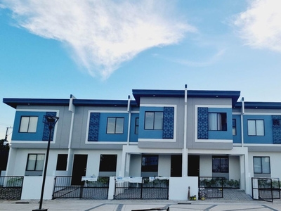 RFO 2 Bedroom Townhouse with Fence, Bria Homes offers a Complete Turn over