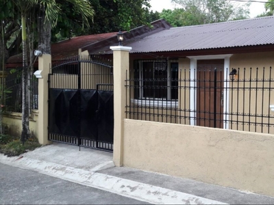 House and Lot for Sale Charito Heights Granada