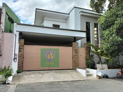 Newly Renovated Pre-Owned House and Lot for Sale at Quezon City!