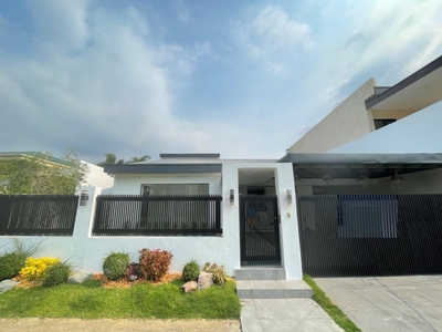 For Sale Modern-Classic Italian House & Lot at Portofino Height, Las Piñas