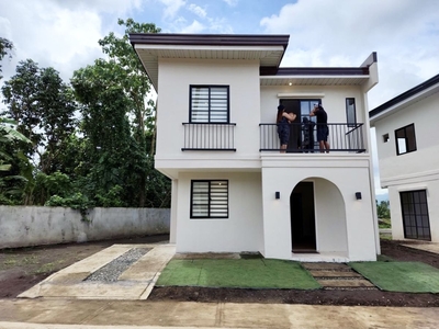 For Sale Townhouse Inner unit 3BR and 2TB in Masin Sur, Candelaria, Quezon