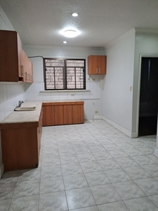 Townhouse For Rent In Bagong Ilog, Pasig