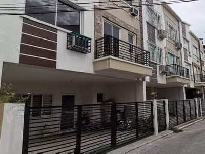 Townhouse For Sale In Pag-ibig Sa Nayon, Quezon City