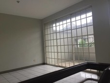 for sale Townhouse in New Manila ready for occupancy
