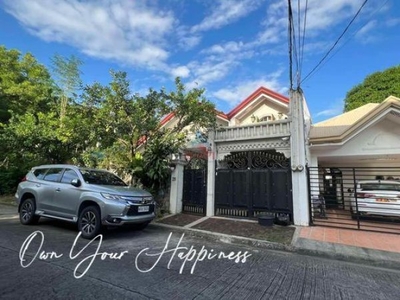 Pre Owned Cornered Bungalow House and Lot Annex Subdivision Parañaque City
