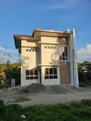 Customized House & Lot Package