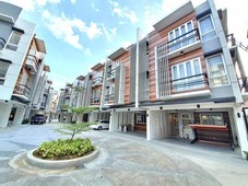 Townhouse for sale in Congressional Quezon City