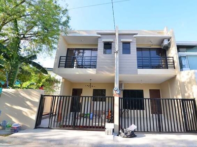House For Sale In Poblacion, Muntinlupa