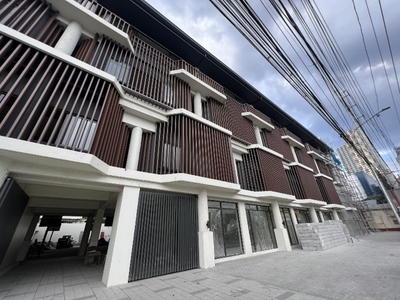 Property For Sale In Congressional Avenue, Quezon City