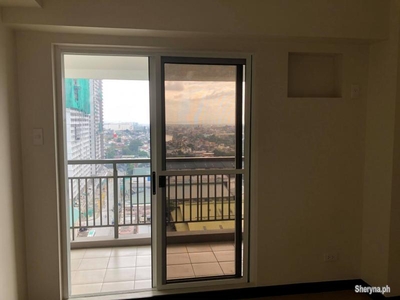 Sheridan Towers 2BR unit w/ parking for sale in Mandaluyong