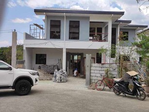 House For Sale In Muzon, Taytay