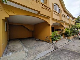 Townhouse For Rent In Pleasant Hills, Mandaluyong